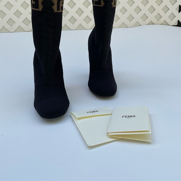 FENDI  ROCKOKO SOCK BOOTIES - Picture 7 of 12